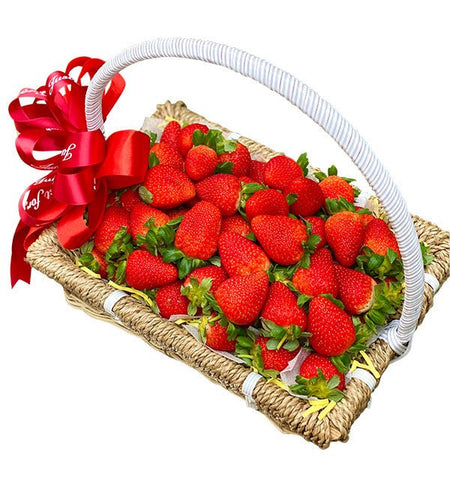 Giỏ Dâu Tây Tươi Ngon - Gửi Hoa Về Việt Nam