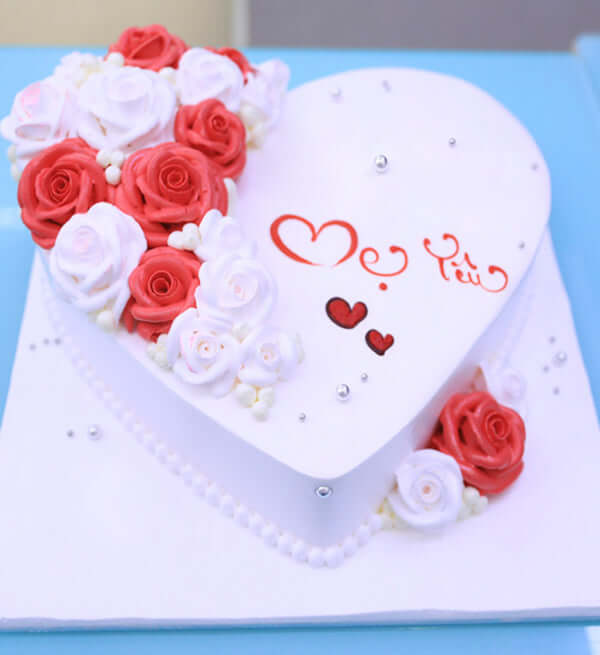 Bánh Kem Tặng Mẹ 03 - Gửi Hoa Về Việt Nam