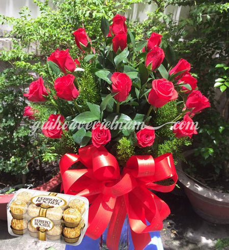 Bình 24 Hồng Đỏ Và Socola - Gửi Hoa Về Việt Nam