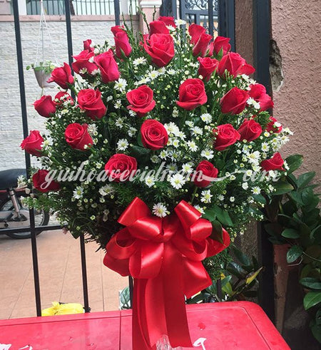 Bình 36 Hoa Hồng Đỏ - Gửi Hoa Về Việt Nam