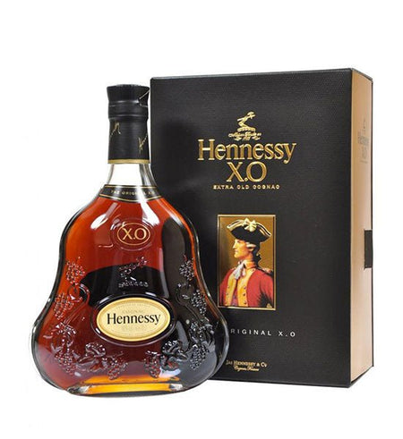 Cognac Hennessy X.O - Gửi Hoa Về Việt Nam