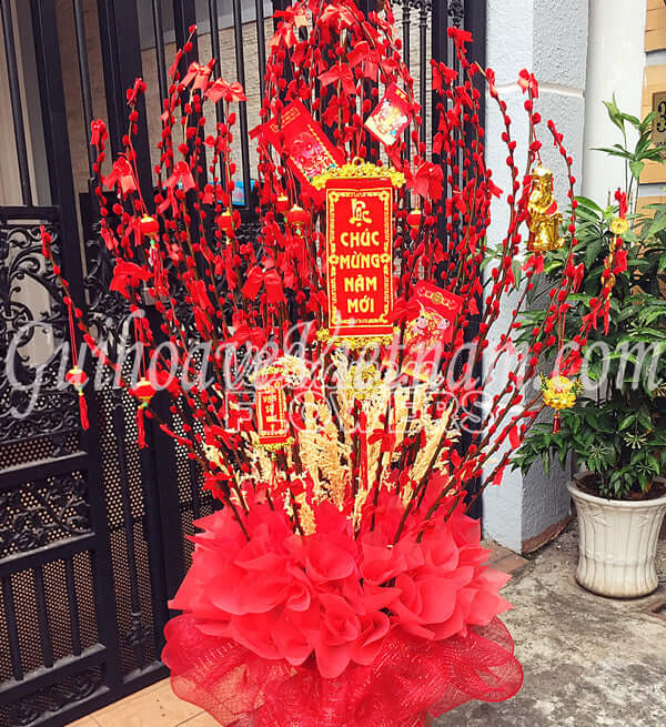 Đào Tết Singapore Màu Đỏ - Gửi Hoa Về Việt Nam