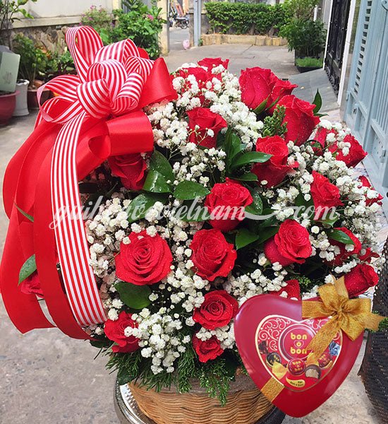 Hoa Và Chocolate Valentine 02 - Gửi Hoa Về Việt Nam