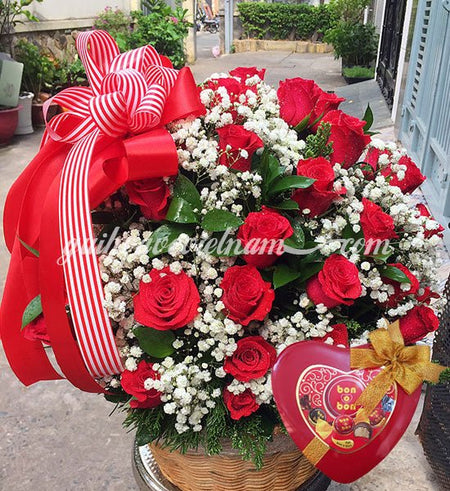 Hoa Và Chocolate Valentine 02 - Gửi Hoa Về Việt Nam
