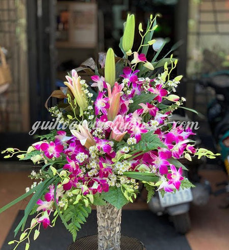 Lãng Mạn - Gửi Hoa Về Việt Nam